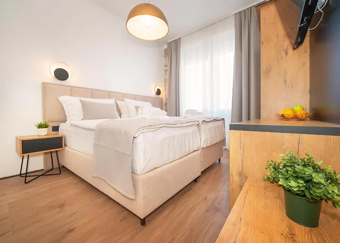 Deluxe Double In Castellum Besca 4*