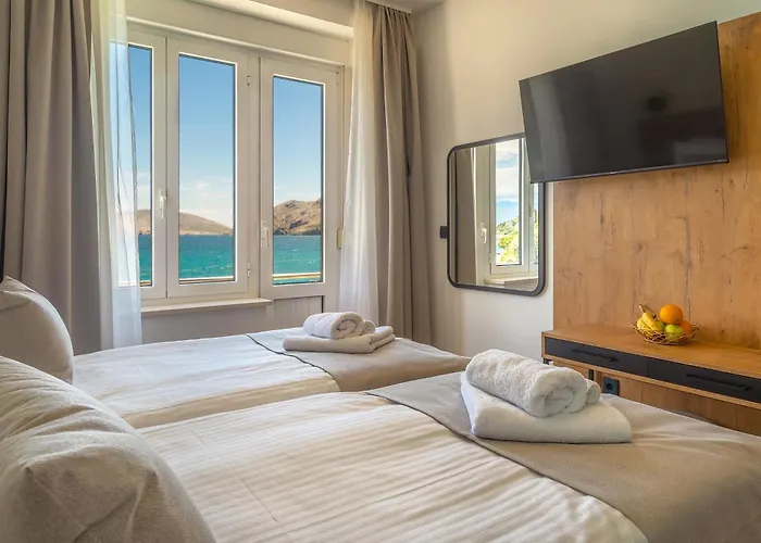 Deluxe Double In Castellum Besca 4*