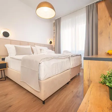 Deluxe Double In Castellum Besca 4*